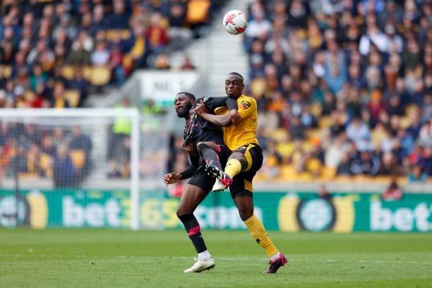 倾向留在多 倾向留在多