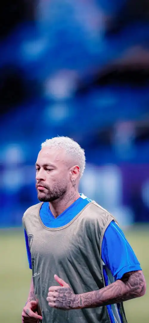 队报:布伦特福德对圣埃蒂安球员斯塔辛感兴趣,该球员想离队